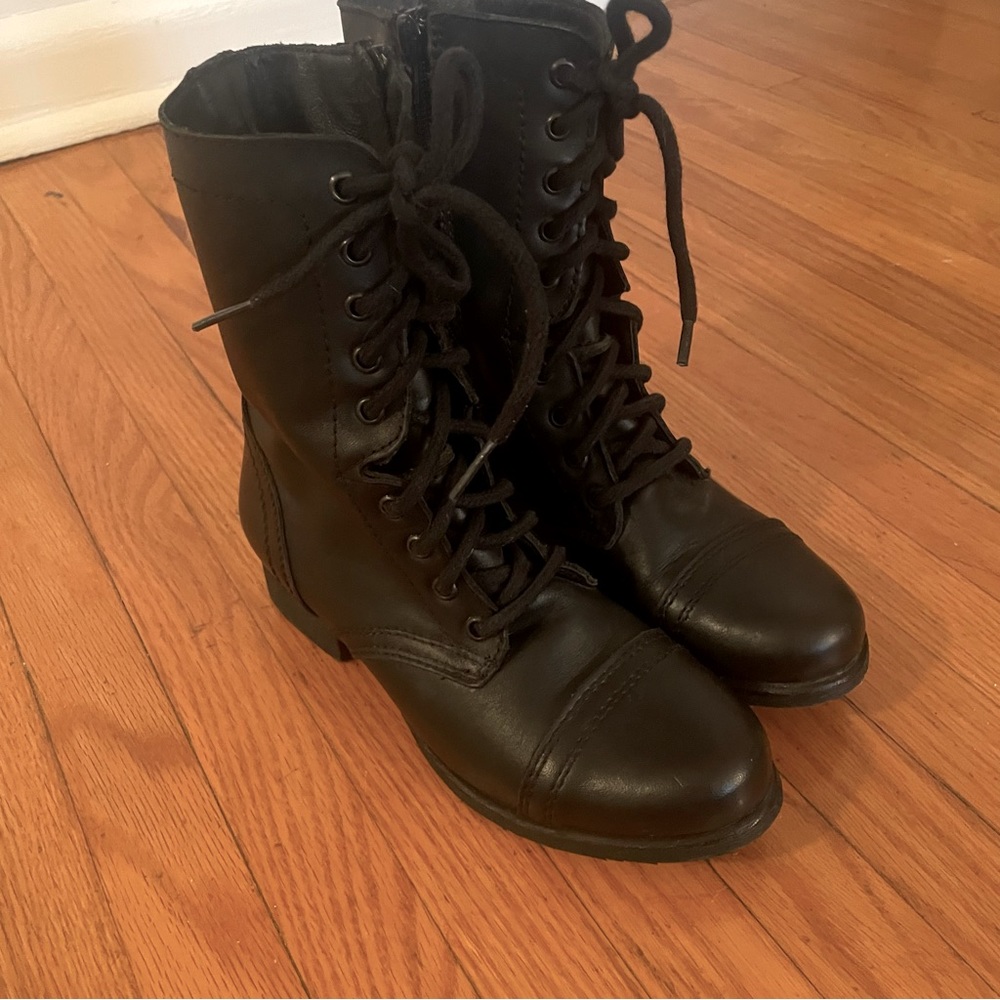 Steve Madden Combat Troopa Boots. Black Sz 6.5
